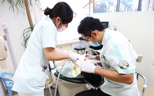 徳島県鳴門市 とみなが歯科医院｜１人１人のスキルアップ