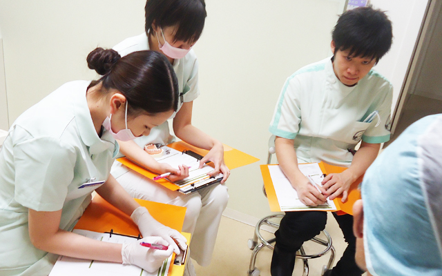 徳島県鳴門市 とみなが歯科医院｜チーム「フライデー」スタート