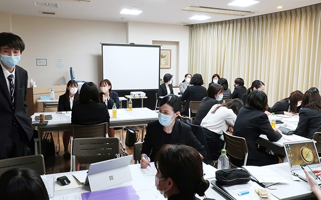 徳島県鳴門市 とみなが歯科医院｜第4四半期航路発表会