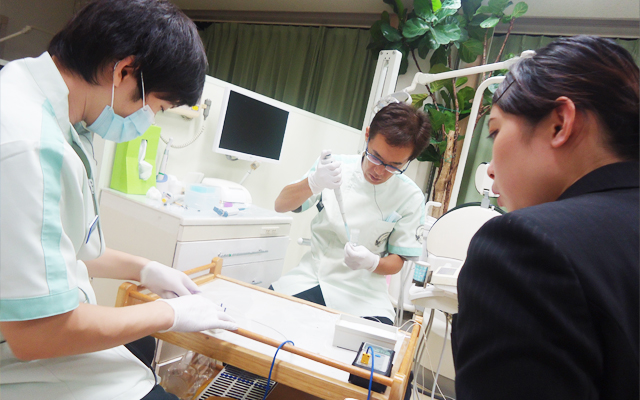 徳島県鳴門市 とみなが歯科医院｜EMATの実験を行いました