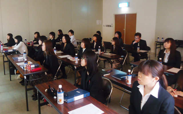 徳島県鳴門市 とみなが歯科医院｜第４四半期航路発表会を行いました