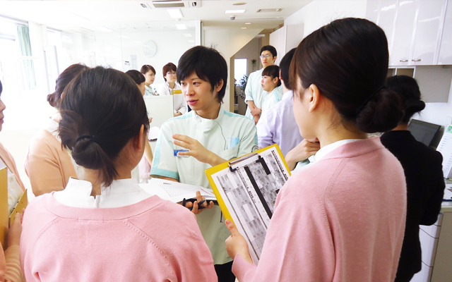 徳島県鳴門市 とみなが歯科医院｜新入社員が入局しました